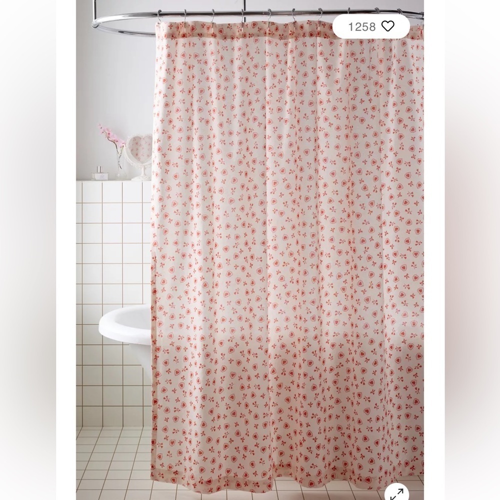 NWOT Urban Outfitters Sweetheart Ditsy Patterned Shower Curtain - Picture 3 of 11